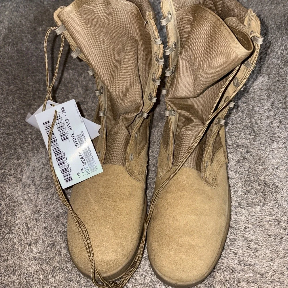 Army Hot Weather Vibram 798 Combat Boot Coyote, SPM1C1-13-D-1017, Size 11R Mens